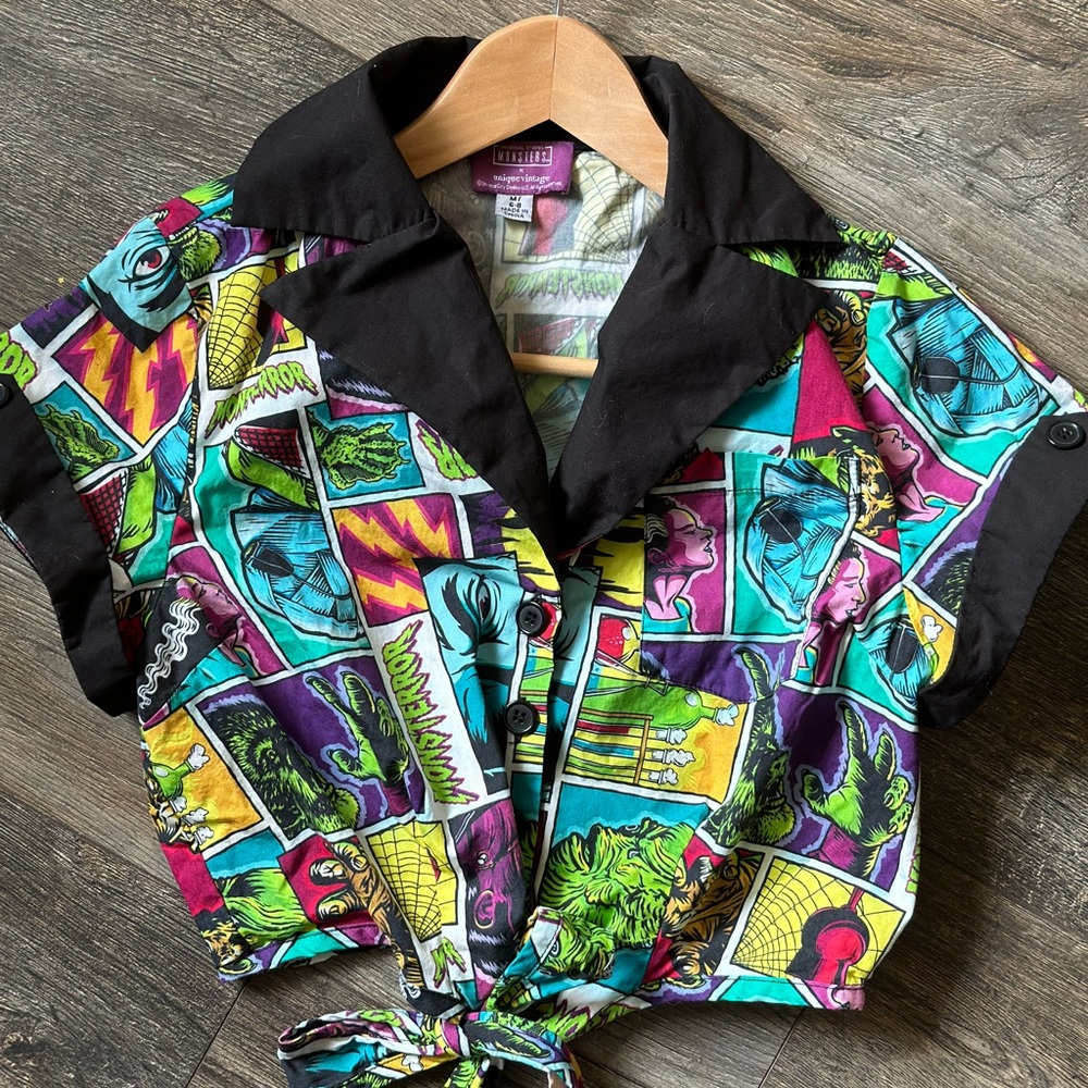 Universal Studios Monster Top - image 5